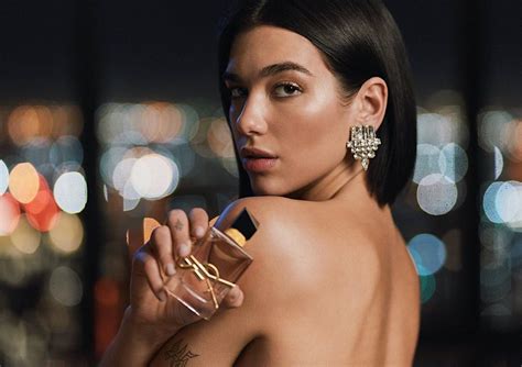 pub yves saint laurent femme|Dua Lipa, égérie de Libre Le Parfum d'Yves Saint .